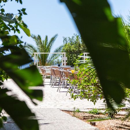 Abamar Hotel Santa Margherita di Pula Exterior photo