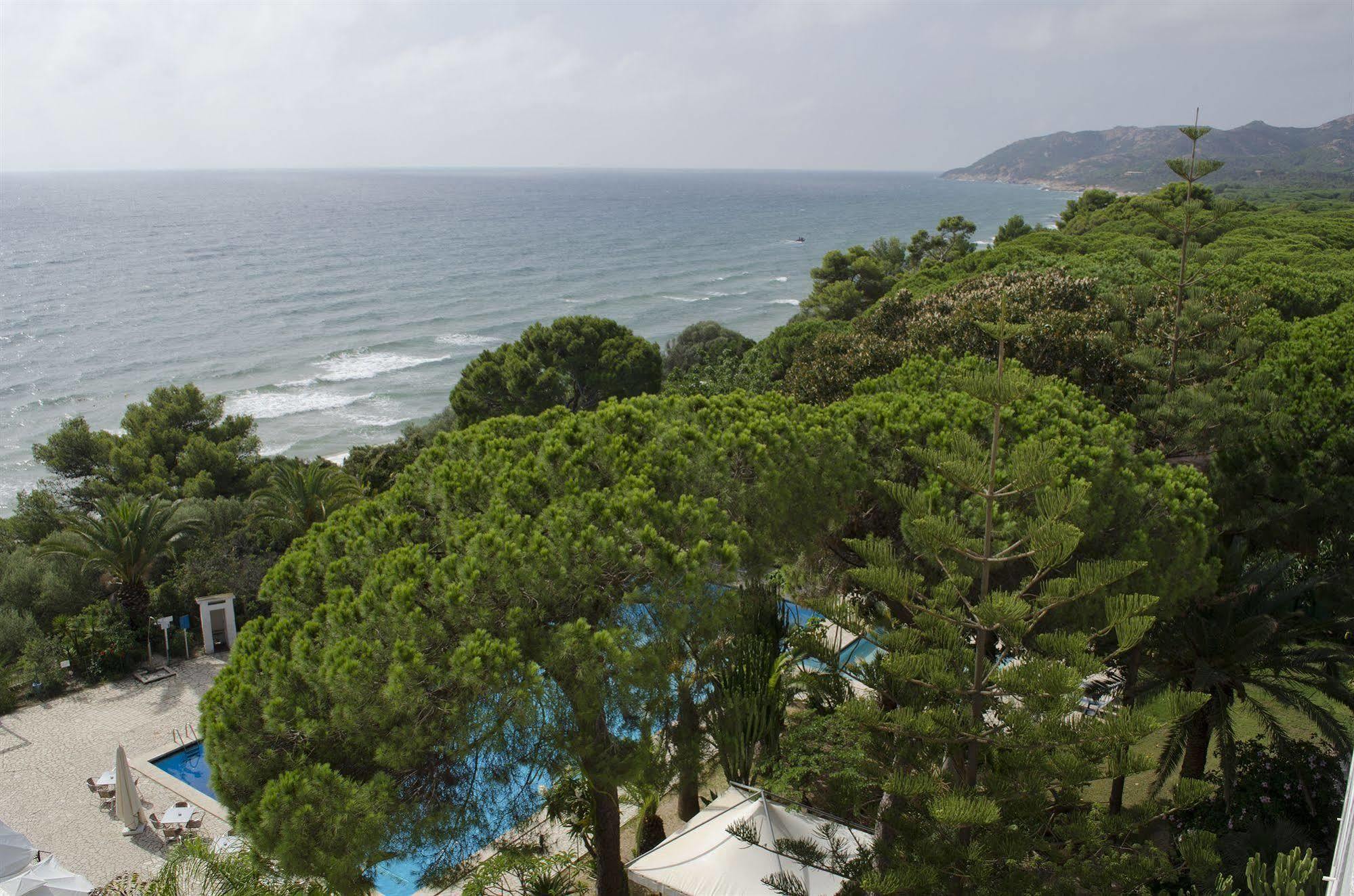 Abamar Hotel Santa Margherita di Pula Exterior photo